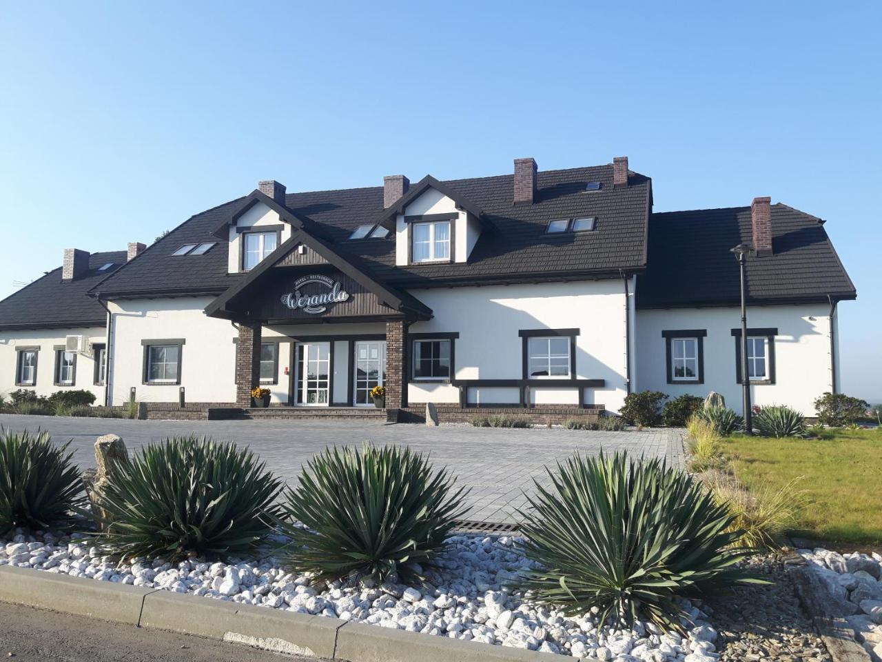 Hotel Weranda Lopuszno Jedle  Экстерьер фото