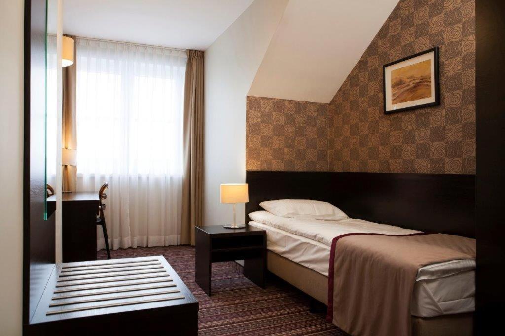 Hotel Weranda Lopuszno Jedle  Экстерьер фото