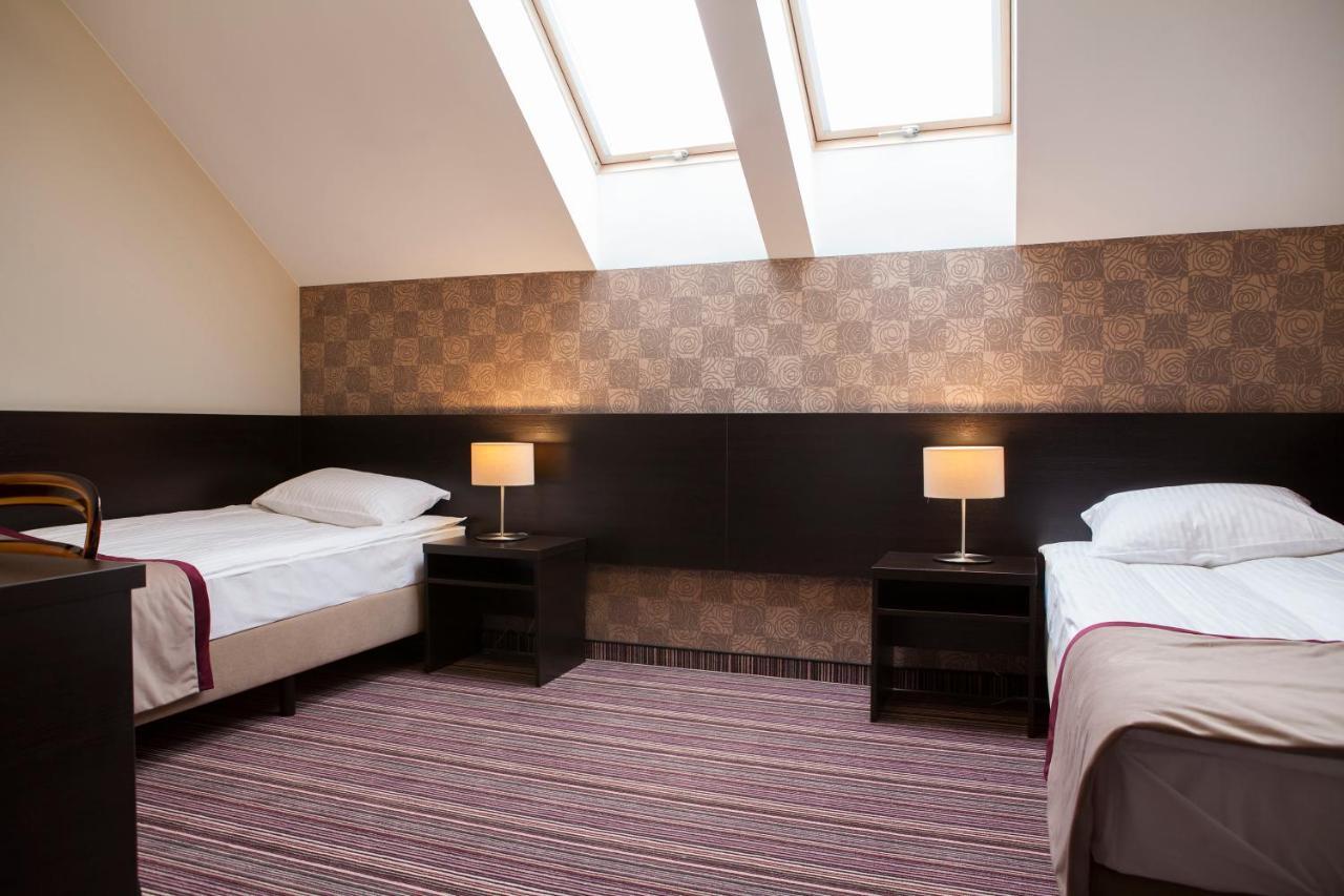 Hotel Weranda Lopuszno Jedle  Экстерьер фото